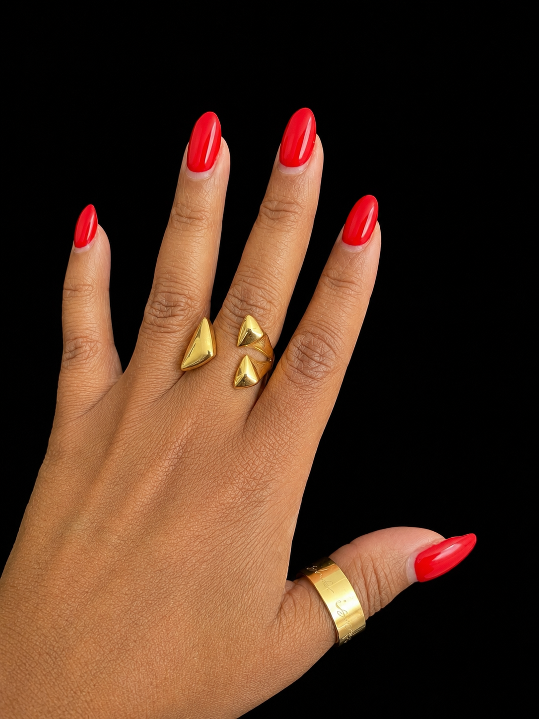 Demi Ring